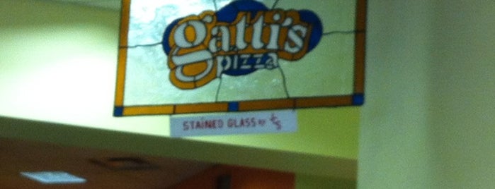 Gatti's Pizza is one of fuck cookin.