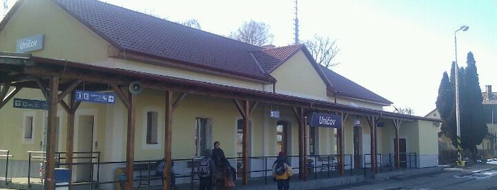 Železniční stanice Uničov is one of Železniční stanice ČR (T-U).