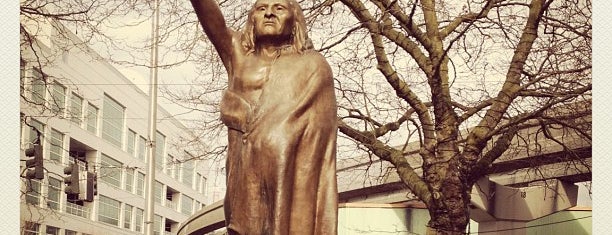 Chief Seattle Statue is one of Visiting Elias.