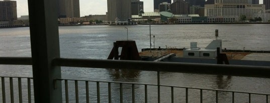 Algiers Ferry Dock is one of Orte, die Dirty gefallen.