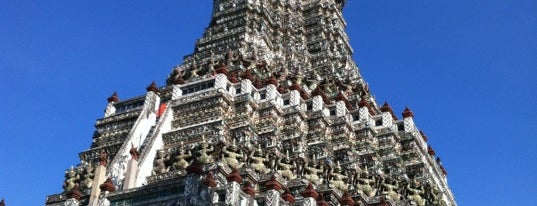 Wat Arun Rajwararam is one of Bkk.