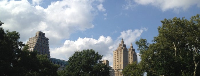 Central Park West - W 86th St is one of IrmaZandl : понравившиеся места.