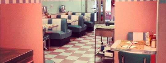 Peggy Sue's Food from America is one of Franvat : понравившиеся места.