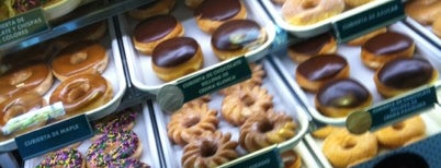 Krispy Kreme is one of Lugares que debo visitar en mi viaje.