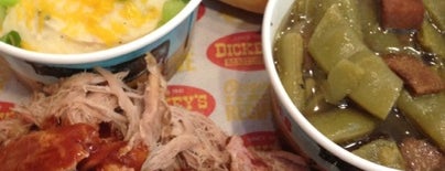 Dickey's BBQ Pit is one of Locais salvos de Cole.