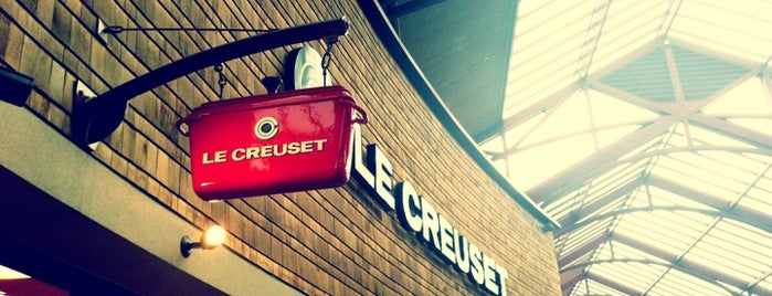 Le Creuset Outlet Store is one of Enriqueさんのお気に入りスポット.