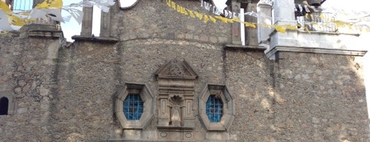 Parroquia de la Virgen de la Peña de Francia is one of สถานที่ที่ Moni ถูกใจ.