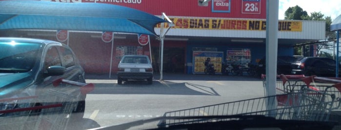 Extra Supermercados is one of Locais curtidos por Roberto.
