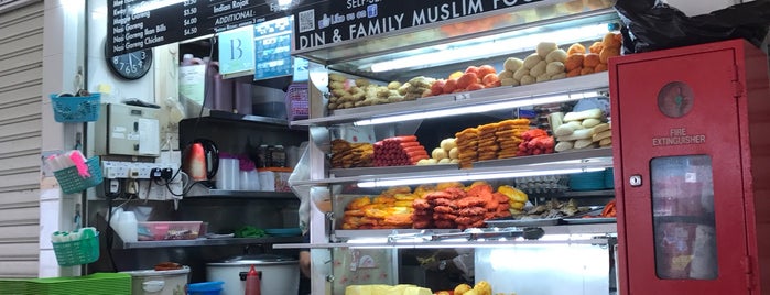 Ummu Salmah Muslim Food is one of MrChingu'nun Beğendiği Mekanlar.