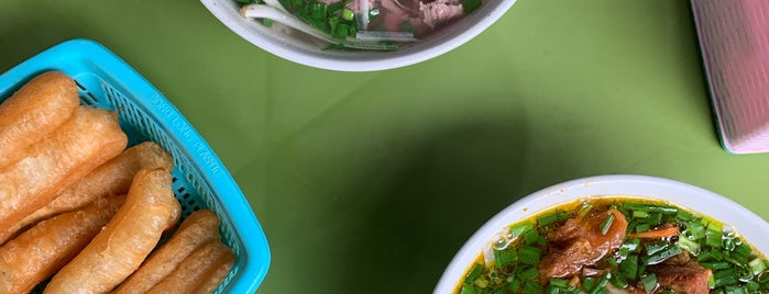 Phở Bò Đường Tàu is one of Ăn uống.