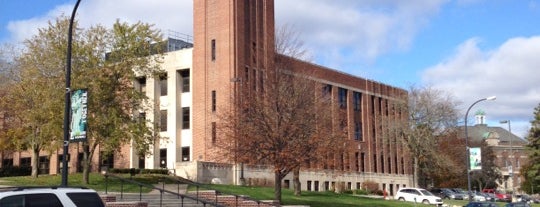 Pierce Hall is one of Eastern Michigan University.