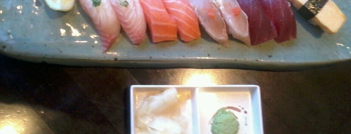 Big Bang Sushi is one of Locais salvos de Amazing New Me.