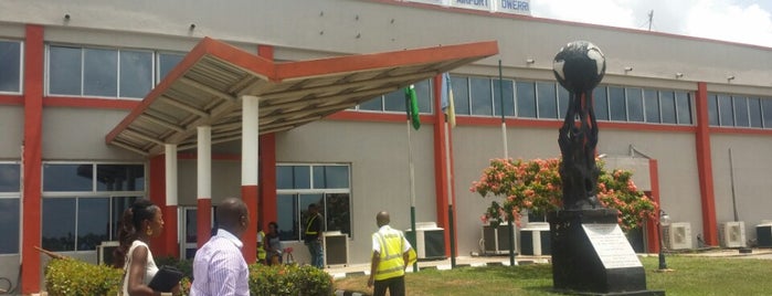 Sam Mbakwe Airport is one of สถานที่ที่ José ถูกใจ.