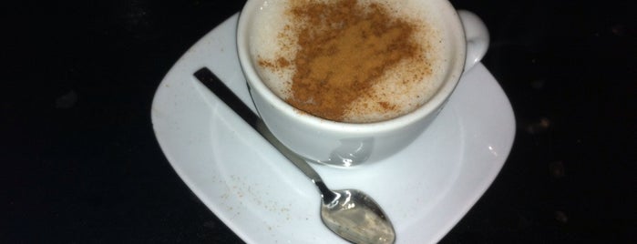 Cafe'de Mes's is one of Posti che sono piaciuti a Burak.