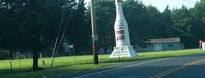 New Gretna's Big Bottle is one of Out of State To Do.