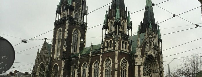 Церква святих Ольги і Єлизавети is one of Львов.