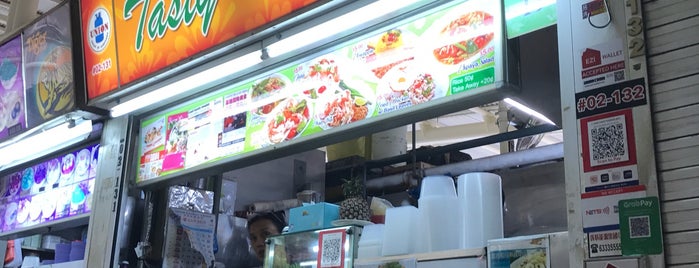 Tasty Thai Hut is one of Lugares favoritos de IG @antskong.