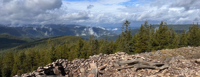 Tom Dick and Harry Mountain is one of American Travel Bucket List-West Coast.