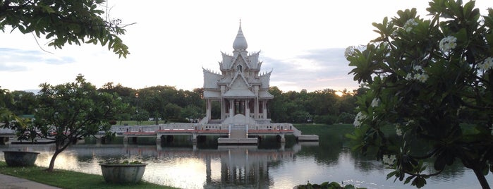 หอพระเทพรัตน์ is one of Sukhothai.
