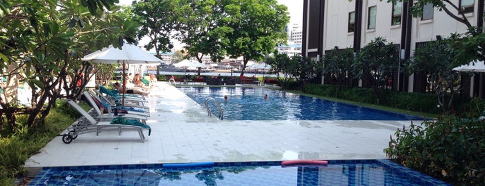 Ibis Bangkok Riverside is one of Bangkok Accommodation ホテル.