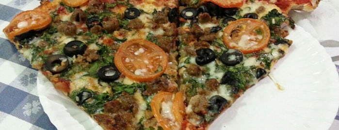 The 15 Best Places For Pizza In Honolulu