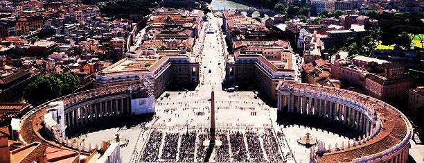 Piazza San Pietro is one of rome.