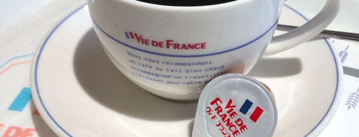 Vie de France is one of 普段からよく行く場所.