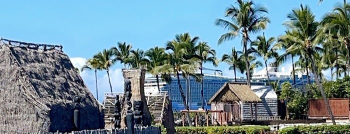 Kailua Pier is one of Living Aloha ❣️ Big Island.