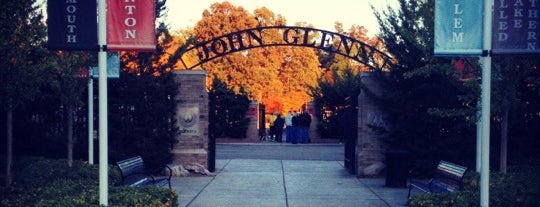 John Glenn High School is one of Tempat yang Disukai Sabrina.