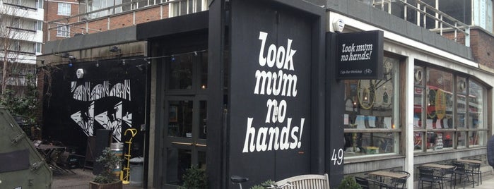 Mum is a flower. Card for mum. Ребенок один дома. Simple things. Looking for mum.