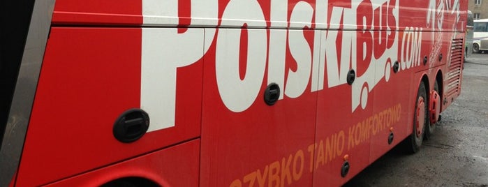Przystanek PolskiBus.com is one of Orte, die Kriss gefallen.