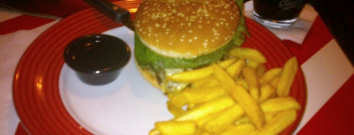 TGI Friday's is one of Best Burgers in Prague.