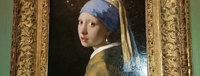 Mauritshuis is one of Locais curtidos por Louise.