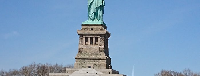 Statue de la Liberté is one of Lieux qui ont plu à Louise.