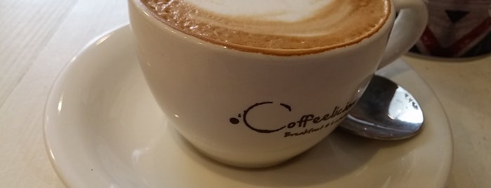 Coffeelicious Bakery is one of Louiseさんのお気に入りスポット.