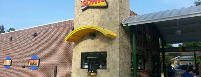 Sonic Drive-In is one of Wilkus Architects Projects.