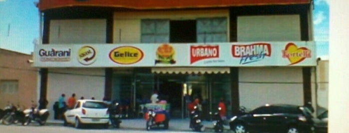 Supermercado Praxedes is one of Rua Bom Jesues.