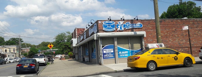 Bassett Caterers is one of The 7 Best Places for Hot Breakfast in Brooklyn.