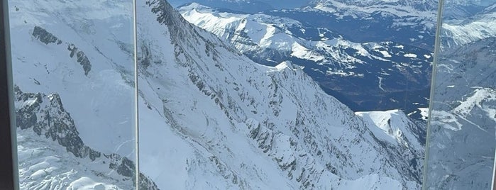 Place Mont Blanc is one of Lugares favoritos de Liliana.