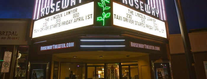 Roseway Theater is one of สถานที่ที่ Todd ถูกใจ.