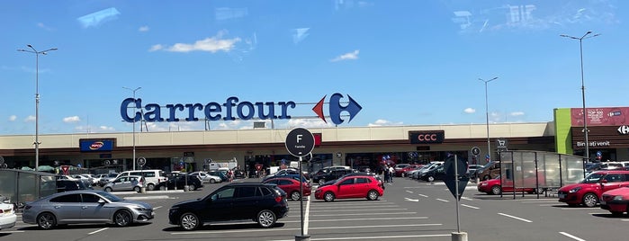 Carrefour is one of M's favorite places.