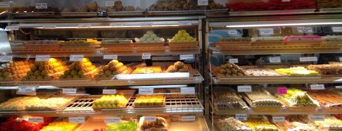 Bombay Sweets is one of Orte, die Aptraveler gefallen.
