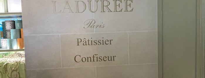 Ladurée is one of HL Cafes Try.