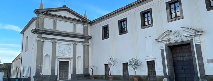 Certosa di San Martino is one of Lieux qui ont plu à Lucia.