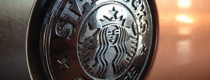 Starbucks is one of Lieux qui ont plu à Michael.