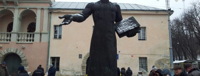 Ivan Fedorov Monument is one of Львов - новые места.