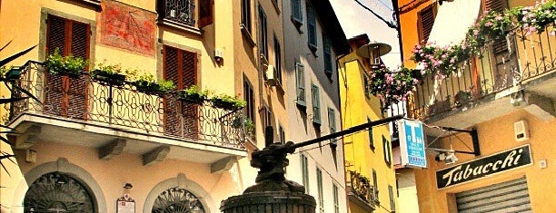 Lovere is one of Bergamo.