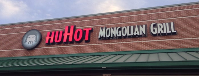 HuHot Mongolian Grill is one of สถานที่ที่บันทึกไว้ของ Nadya.