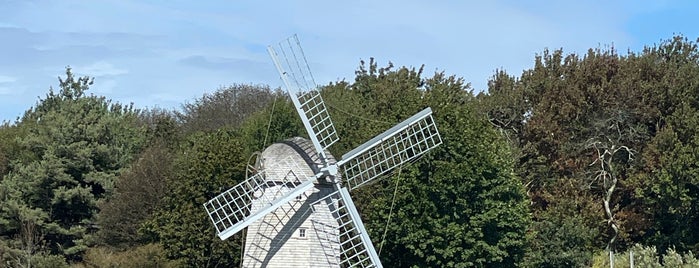 Jamestown Windmill 1787 is one of New England.