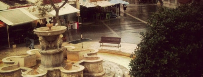 Liontaria Square is one of Top 10 favorites places in Heraklion.